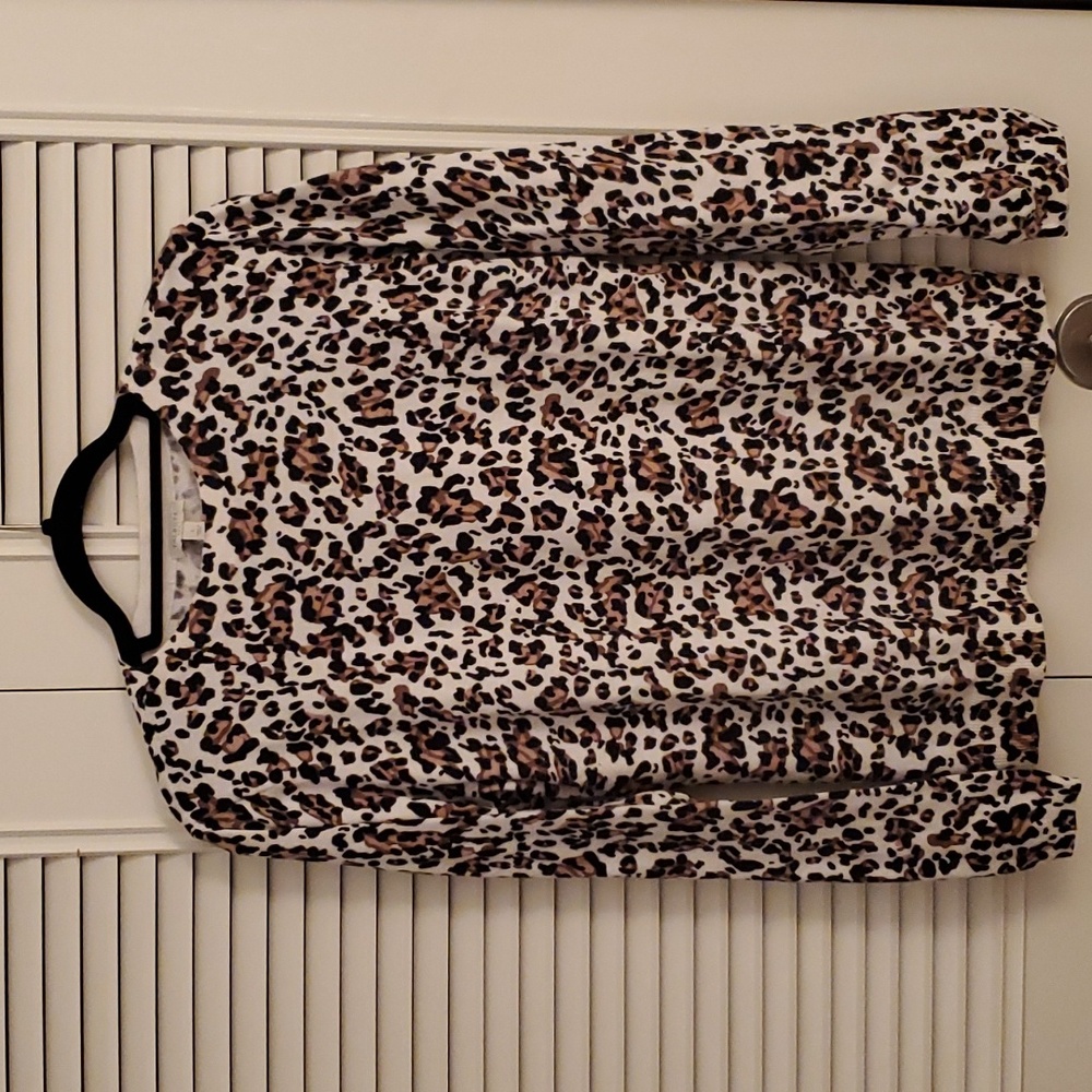 Long Sleeve Casmere Blend Animal Print Sweater